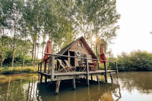 floating_home_3