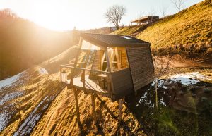 cabin_slovenia_1